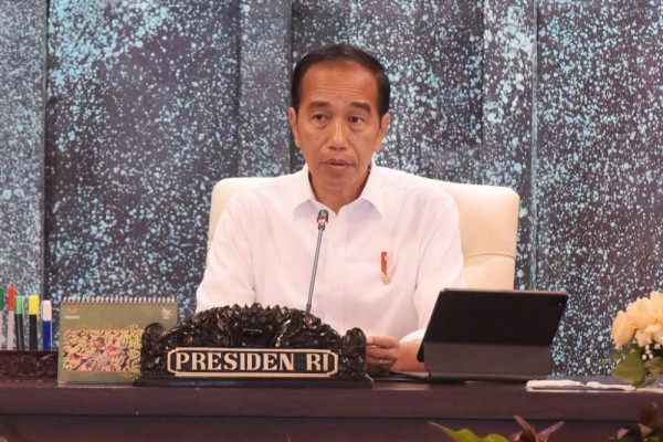 JOKOWI.SYARAT PENGGUNAAN TENAGA KERJA ASING DI IKN